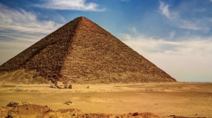 اهرامات دهشور 